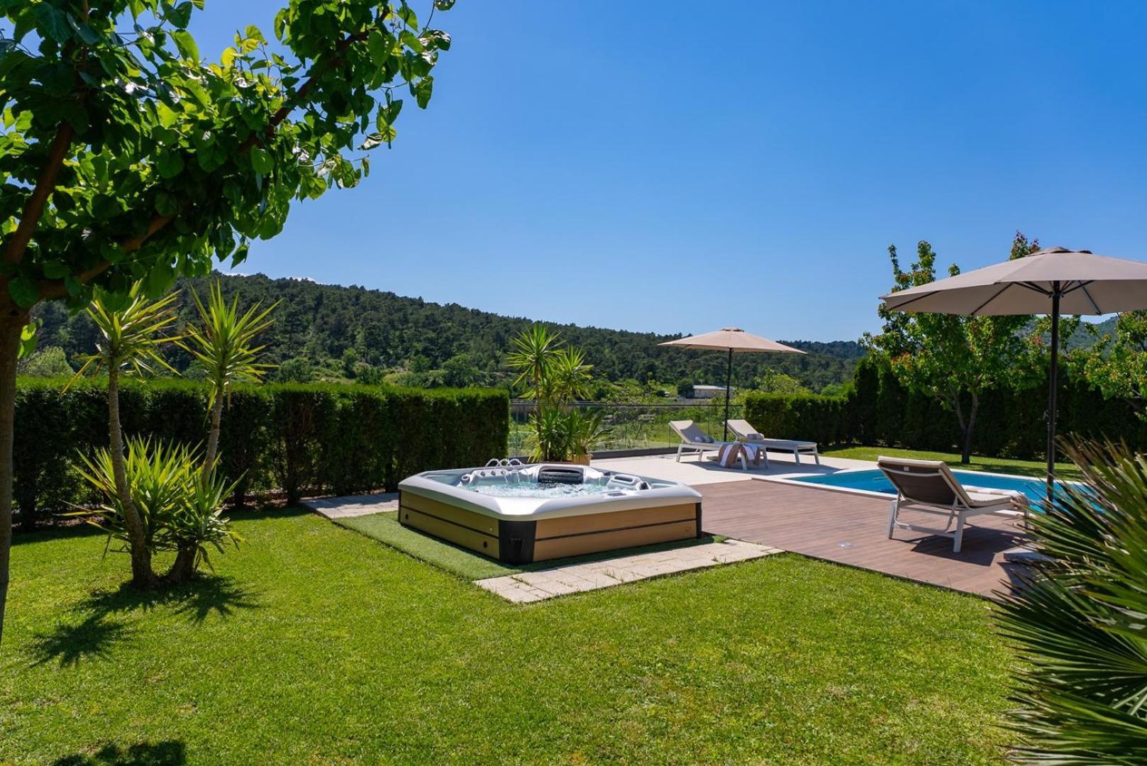 Villa Agava With Heated Pool, Jacuzzi, Sauna, Gym, 4 En-Suite Bedrooms Gata Eksteriør billede